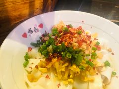 葱油拌粉-盟重烧烤(东瓜山创始店)