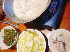 -格塘人家·山泉水煮鱼(望兴家园店)
