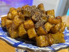 -包整·丝娃娃(一览甲秀楼风景店)