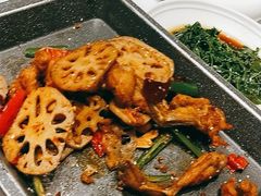 -荷塘秋月·本帮江浙菜(国权路店)