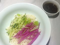 老北京炸酱面-鸭王烤鸭店(三里河店)