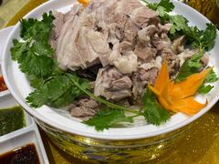 手把羊肉-德乐海蒙餐