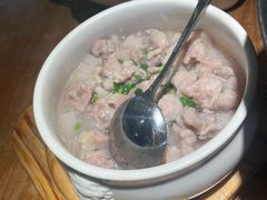 香芋蒸排骨-费大厨辣椒炒肉(万家丽一店)