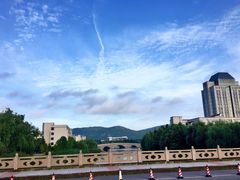 -公益图书馆(江南大学店)