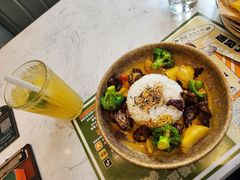 -西语·炭烧牛排(卓越中寰店)