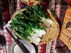 脆嫩奶白菜-火塘云南烧烤大排档