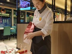 -海底捞火锅(长沙华创国际广场店)