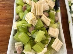 芹菜腐竹-北新桥卤煮老店(北新桥店)