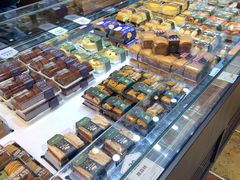 -红跑车HPCBAKERY(汉商店)