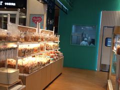 面包甜点陈列柜-格瑞思动物奶油生日蛋糕(园区永旺店)