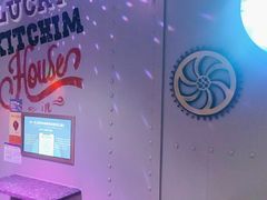 -唛哆哆KTV(姜山万达店)