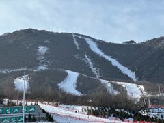 -鳌山滑雪度假区