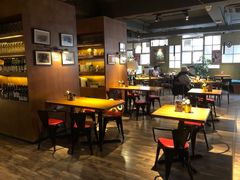 -JINNS锦时 steak&pizza(浸信会礼拜堂旧址店)