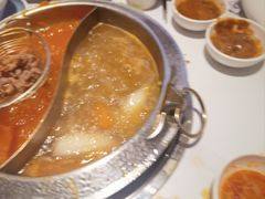 -左庭右院鲜牛肉火锅(金山万达店)