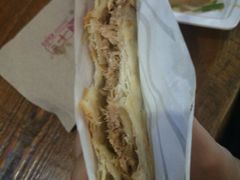 -陕十三肉夹馍