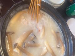 -牛牛和牛海鲜粥底火锅(长虹国际城店)