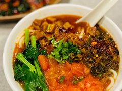 焖肉小锅米线-半山腰·云南菜(侨福芳草地店)