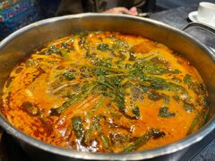 带皮牛肉酸汤火锅-泉味道贵州厨房(三里河店)