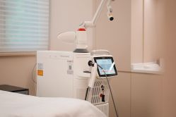 -医颜医疗美容门诊部