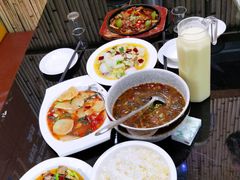 -醉美云南·云南菜主题餐厅(昆明站北京路双龙商场店)