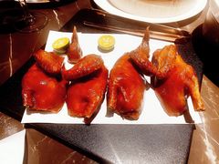 脆皮乳鸽-海派悦庭·海胆烧麦·新融合菜(凯德广场店)