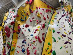 -问山MountQuest攀岩馆