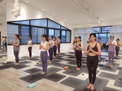 -无界瑜伽普拉提