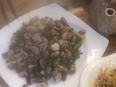 -滇香肴·云南菜蒸汽石锅鱼(云南北路店)