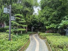 -绳金塔