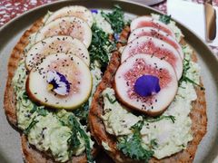 无花果手撕鸡肉tapas-Toris(LuOne凯德晶萃广场店)