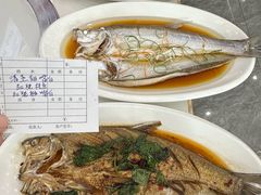 -丹水桥地锅鱼·翘嘴鲌·地方特色全鱼宴(丹江口大坝店)