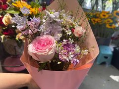 -花里花店(唐镇阳光天地店)