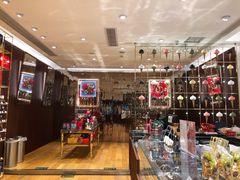 -VENCHI 闻绮(上海佛罗伦萨小镇店)