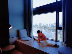 -上海虹桥中心爱琴海亚朵S酒店