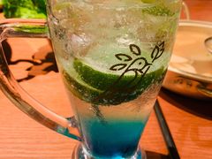 甜橙蓝柑气泡酒-春熙台韩国料理·章鱼肥牛(西丽店)