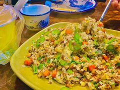 牛肉炒饭-胡须佬鸡煲四季火锅(海雅缤纷城店)