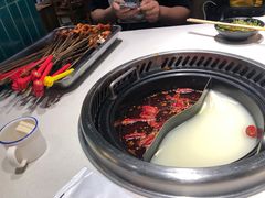 -钢管厂五区小郡肝串串香火锅(人民广场店)
