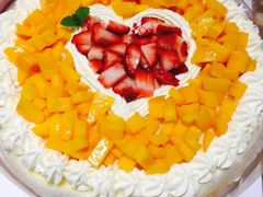 草莓芒果千层蛋糕-艾加柒克蛋糕茶歇甜品台(春熙路店)