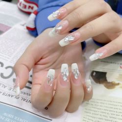 -七彩虹美甲美睫 半永久