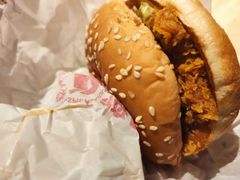 -麦当劳(新洲南路店)