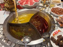 -山悦里 山野·鲜火锅(罗斯福广场店)