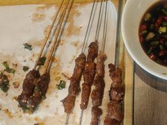 -街角等你.大连海鲜烧烤.经典铁板海鲜串(西安路店)