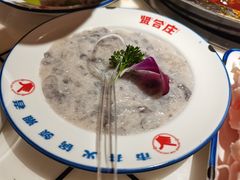 -贤合庄卤味火锅(安吉万达店)