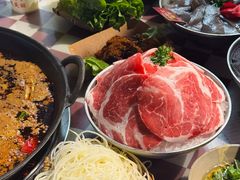 -赵美丽·重庆社区火锅·直营店(火车东站·中豪国际店)