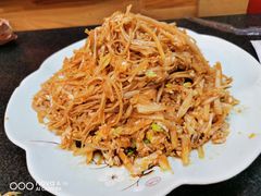 -老关东铁锅炖(上游街店)