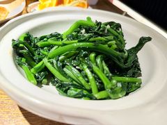 -六月雪干锅(绵阳王府井百货店)