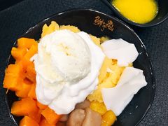 芒果冰沙-鲜芋仙(太原街万达店)