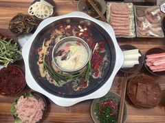 -周幺妹重庆老火锅(银泰城总店)