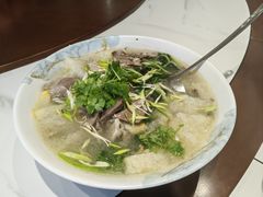 -三江源美食城