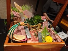 -山川小町·极番烧肉(新地假日广场店)